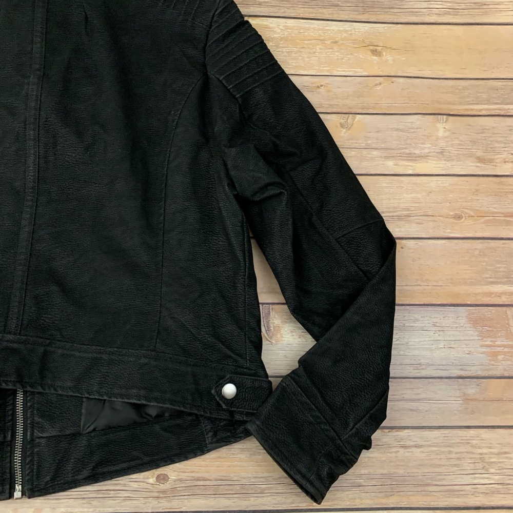 Torrid black faux suede zip up biker moto jacket - Picture 10 of 12
